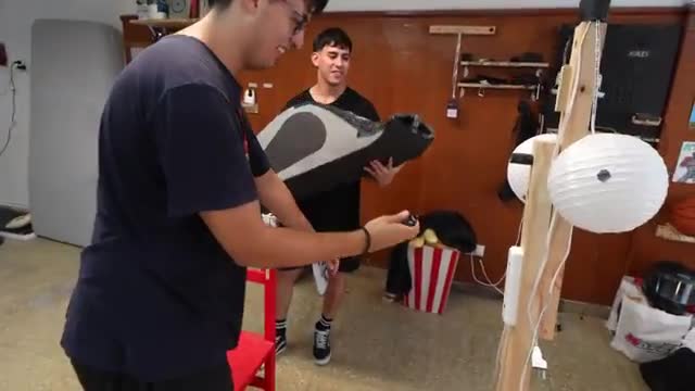 Máquina de Cortar Pelo Gigante