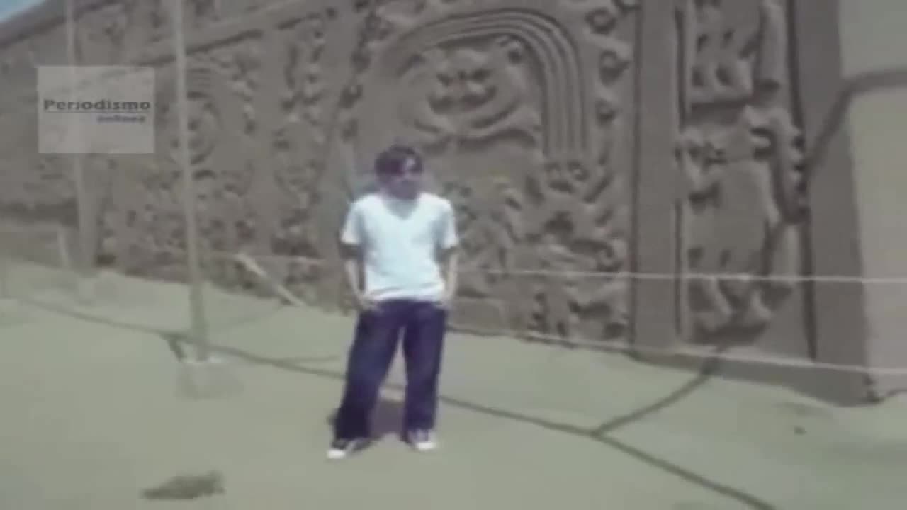 [Loquendo]menores dañan  parte de las Ruinas de Chan Chan (Trujillo) (la educación hasta el suelo)