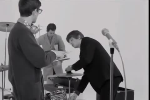 Los Bitels si fueran Loquenderos