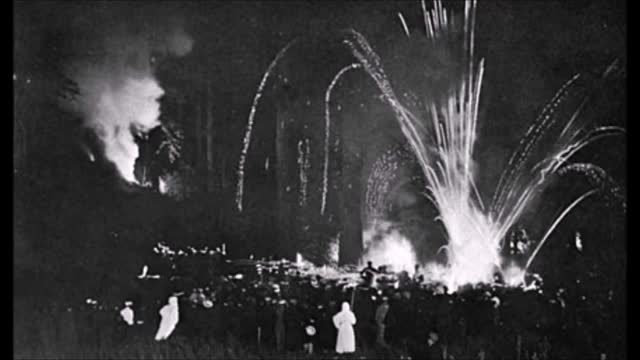 207 Fallo en la realidad cerca edificio Bohemian