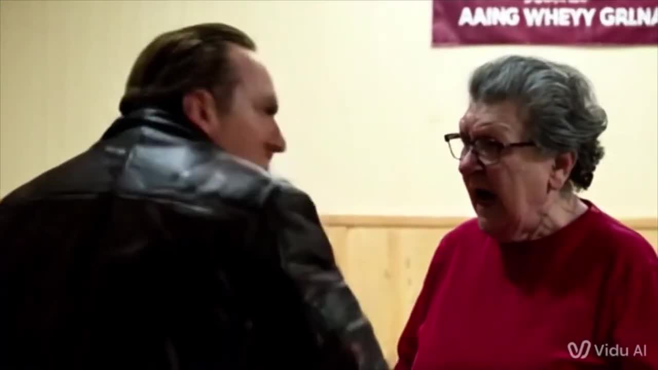 Hayden Fox VS Angry Grandma AI Bee Gees Staying Alife