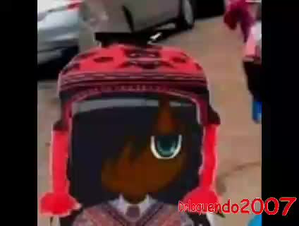 Crítica a una peruanita de mierda