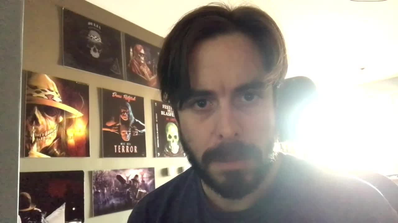 Difamación y abuso de Ángel David Revilla (DrossRotzank) contra una mujer.