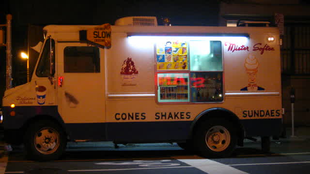 Jennifer Hudson Destroys The All Def Lady and Samuel Atherton