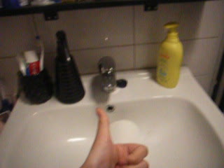 bathroom tour :)