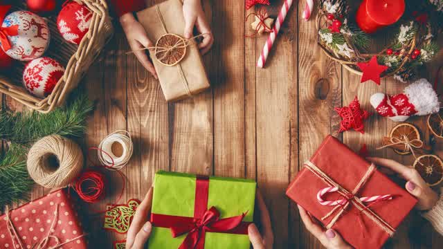 Christmas is Coming!