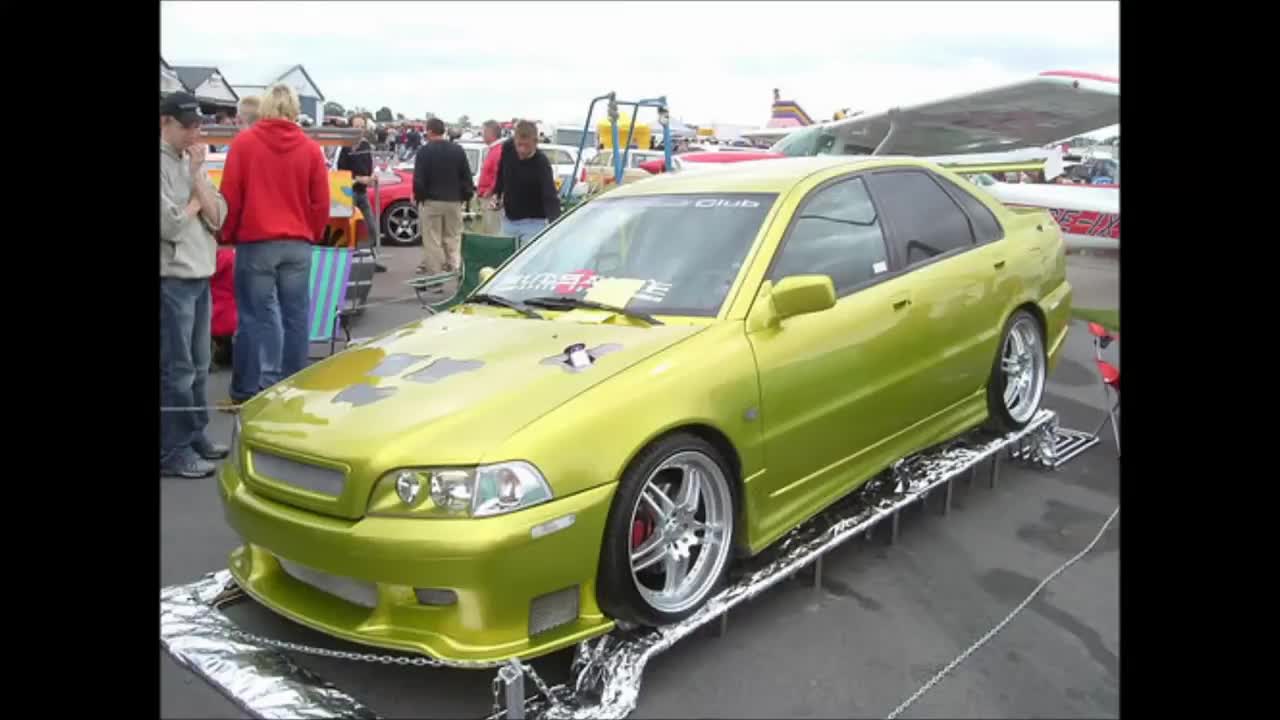 Techno vs. Volvo S40 (Tuning)