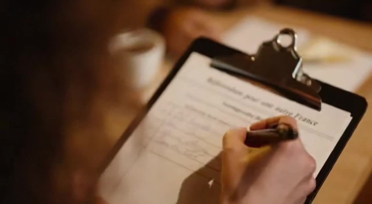 Signez notre referendum pour une autre France et n’oubliez pas de faire signer tous vos contacts.