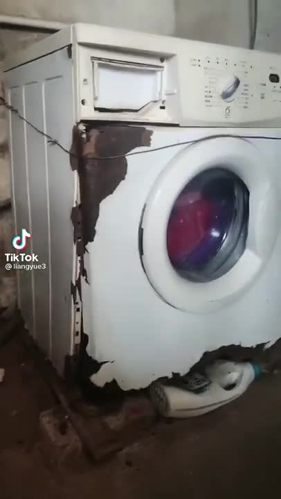 Vendesi lavatrice nuova mai usata