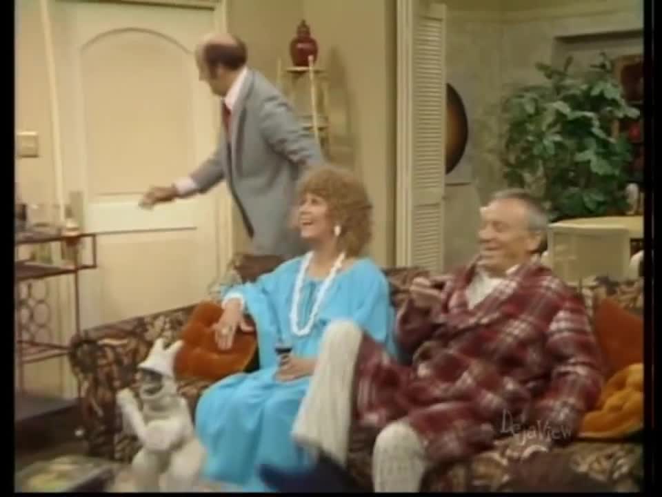The Ropers S02E08 Odd Couples