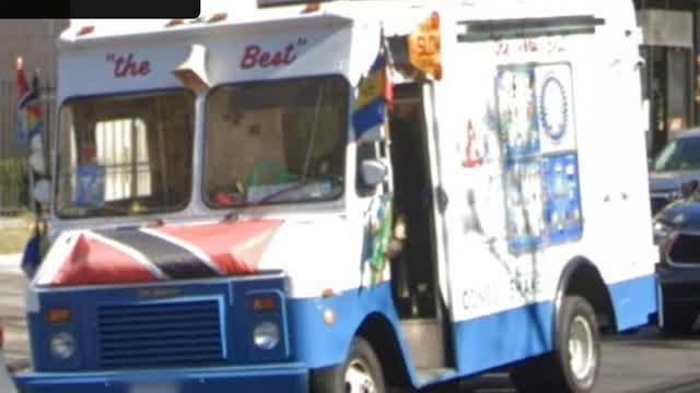 SAMUEL ATHERTON GETS FUCKING ATTACKS BY MANBEARPIG