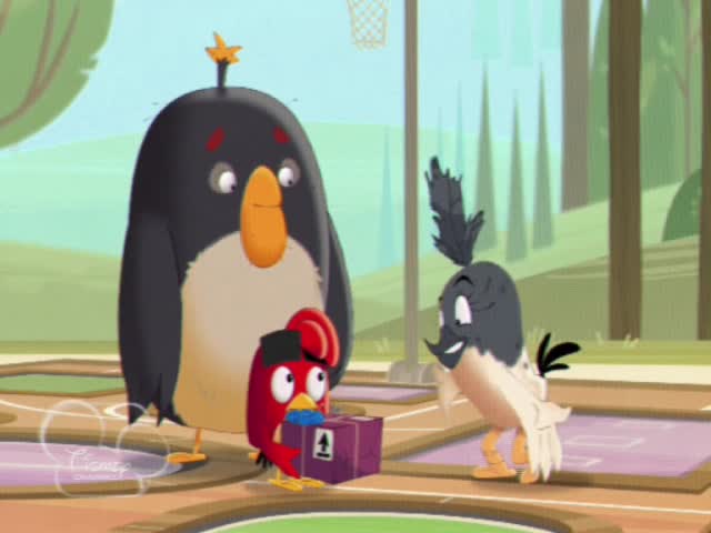 Angry Birds: Locuras de Verano - Como Neiderflyer roba los paquetes sin que nadie se de cuenta
