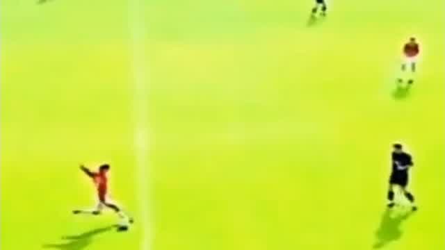 David Beckham's Iconic Halfway Line Goal