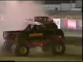 Monster Truck Crashes