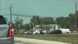 Train Crossing at Wellwood Avenue Farmingdale NY Train Crossing at Wellwood Avenue Farmingdale NY