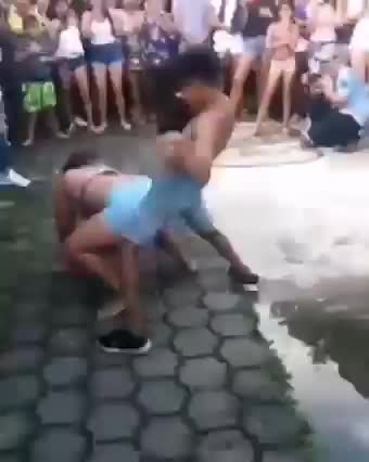Tengo videos muy rancios en mi galería jajajajaja.