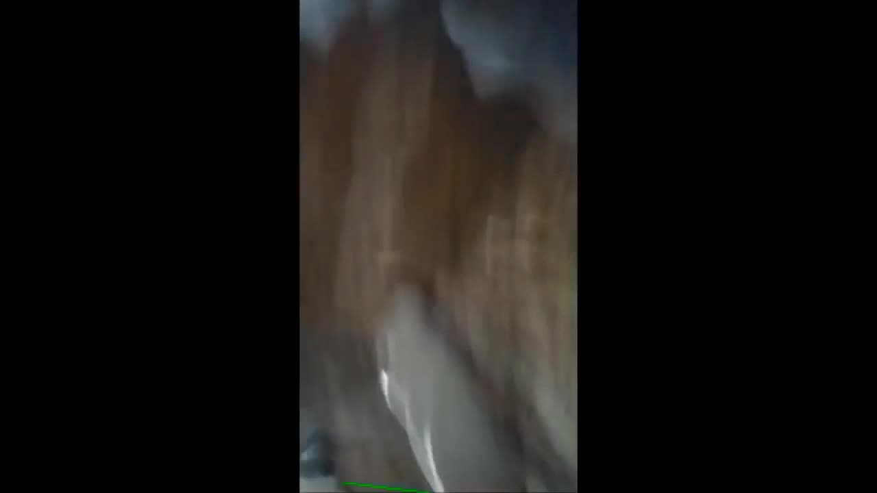 El Guerrero de Dios va a buscar a Dross a su casa.
