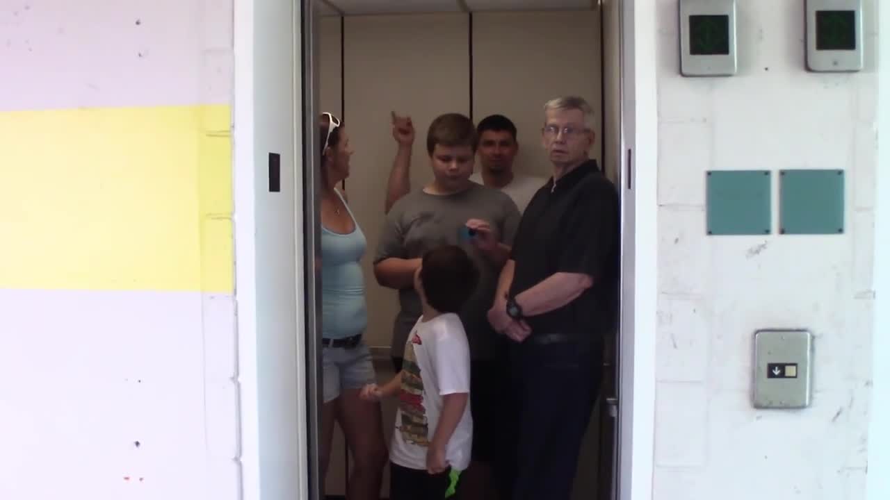 2022 01 02 city view parking garage glass door elevator