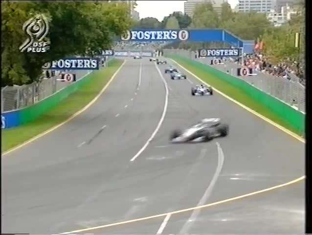 F1 Australia 1997-collision between Irvine, Herbert and Villeneuve at the start!