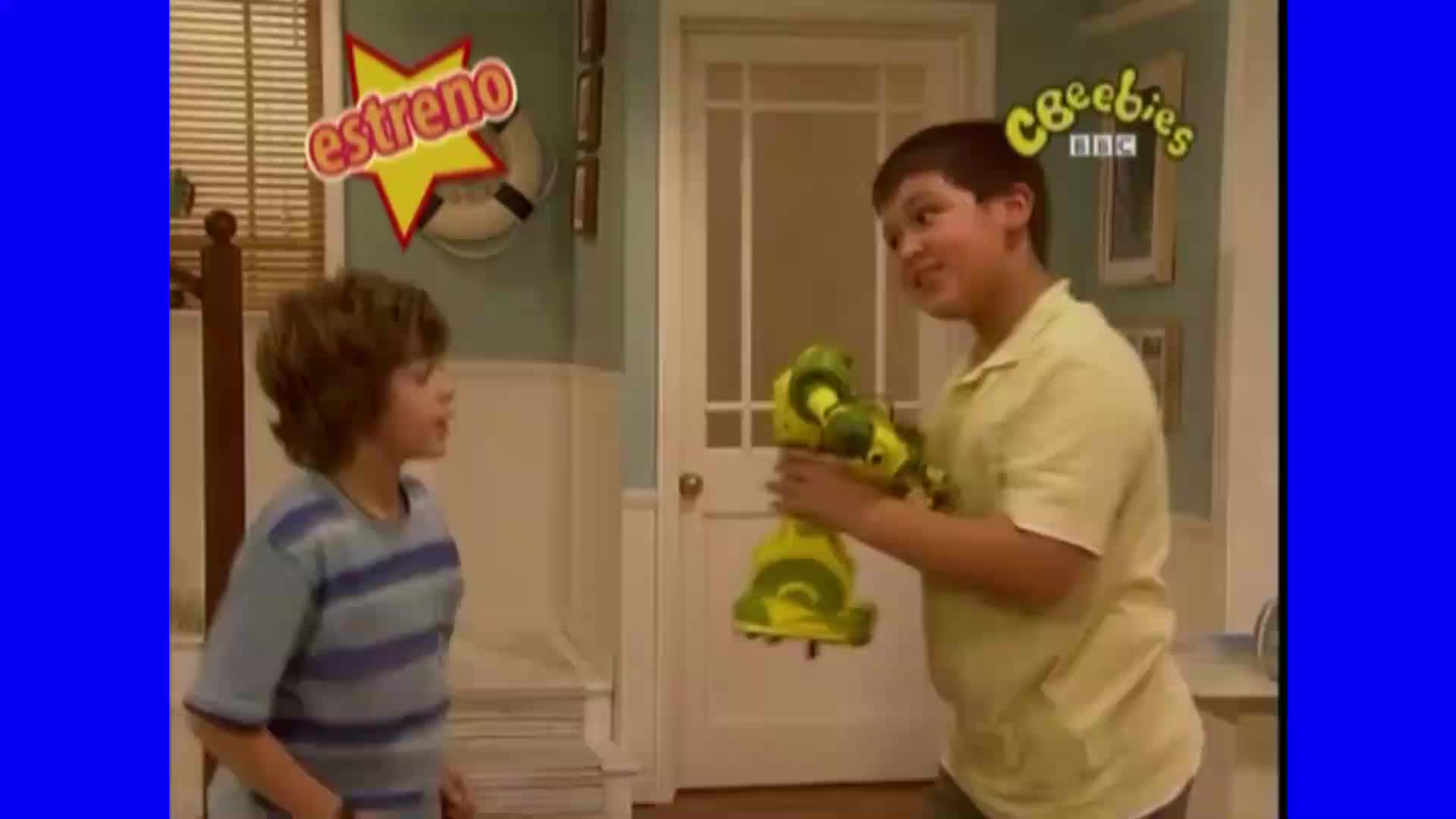 Mi abuelito de bolsillo | El robot que vence a todos los robots / Episodio Completo (Español Latino)