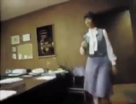 Swine Flu Vaccine investigation Mike Wallace (1976)