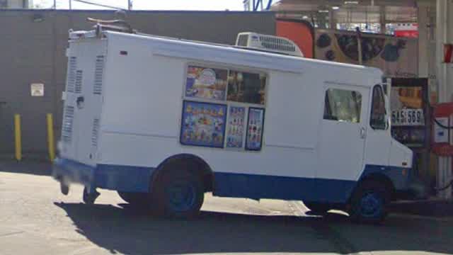 Marnie Green (TJHS) kidnaps David Limas XD and points a gun at him