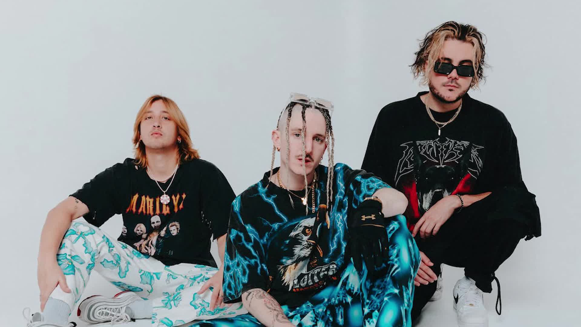 Chase Atlantic - Swim / Friends (with PERFECT transition)