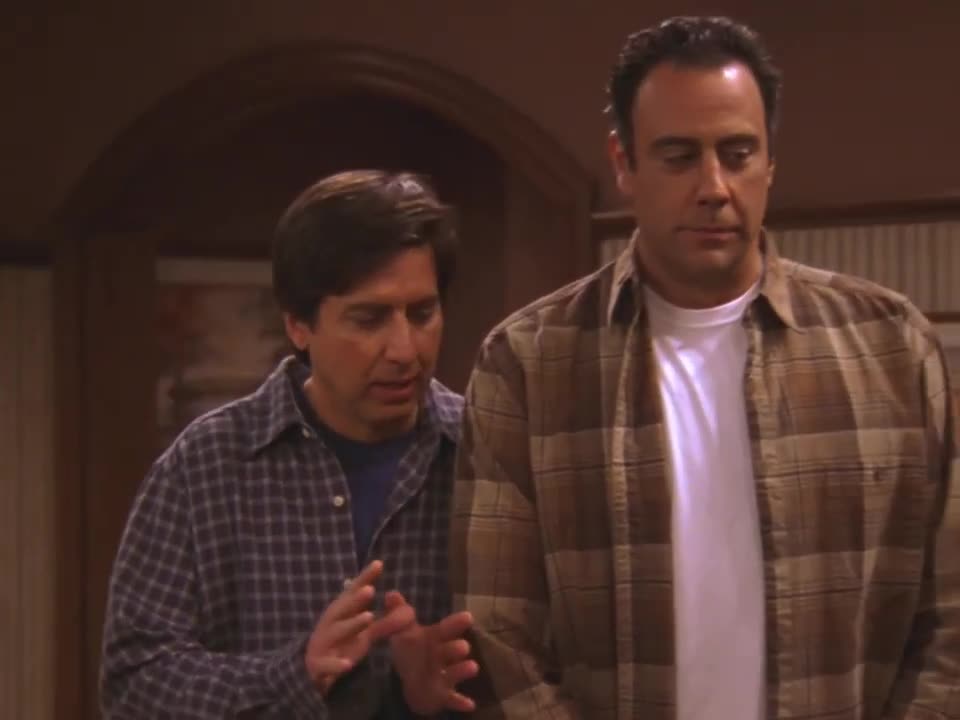 Everybody Loves Raymond S09E12 Tasteless Frank