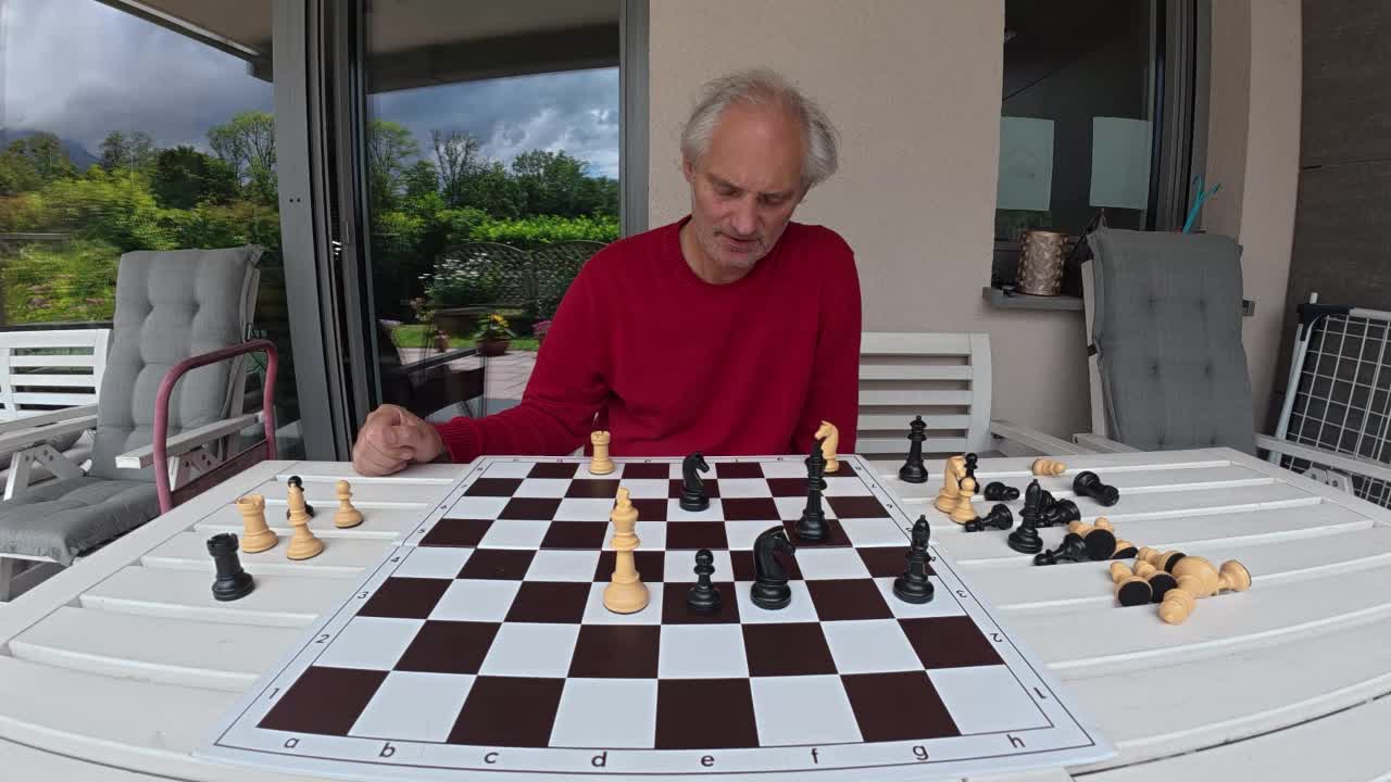 2 Pattstudien von Peter Krug und Mario G. García