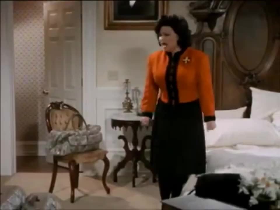 Women of the House (1995) Episode 03 Guess Who's Sleeping in Lincoln's Bed