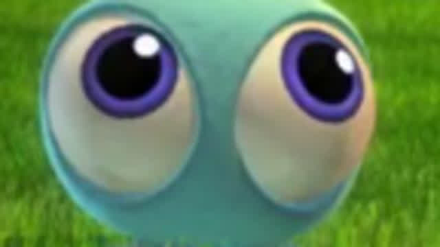 رجل يذهب للم شمله مع والديه