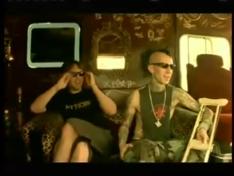 blink-182 Recording "Down" and "I Miss You"