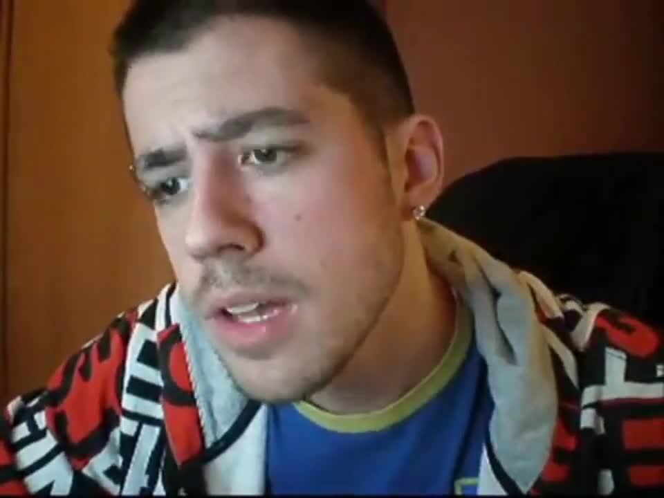 Póngame unas bravas_ caballero_