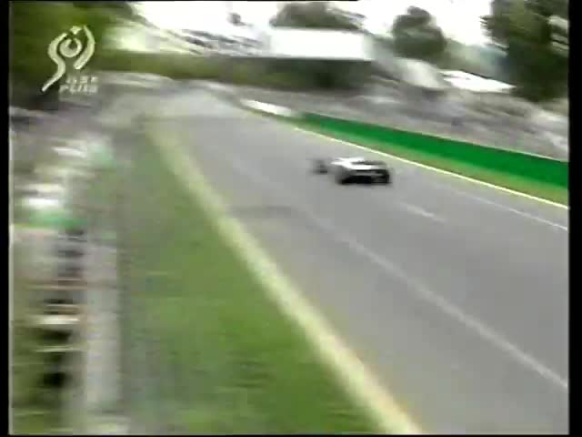 F1 Australia 1997-Damon Hill fighting for qualification