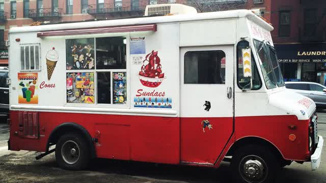 arvin sharifzadeh Hangs Himself like a Retard!