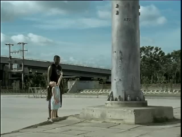 Twin Lotus Tooth Paste - Black Man (2003, Thailand)