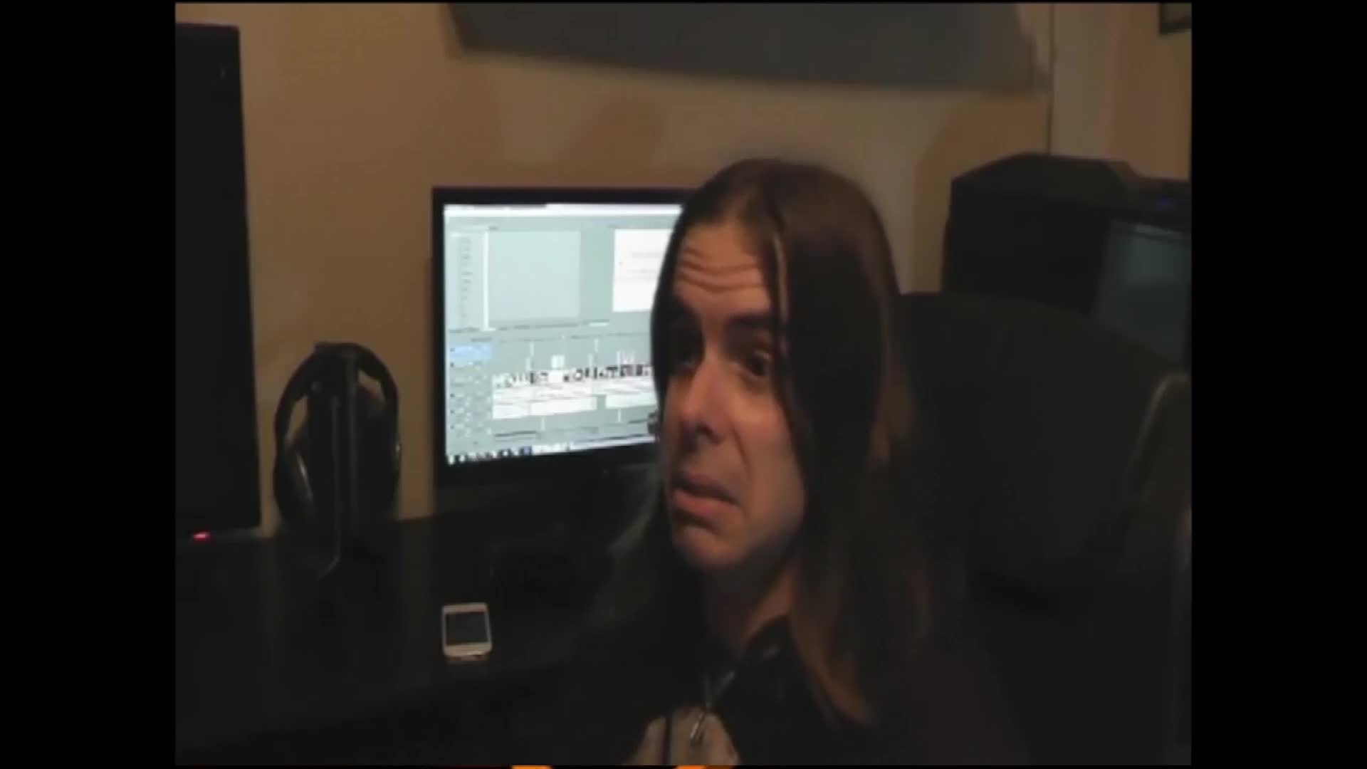 La tendencia de Dross a acusar a otros de PDFs.