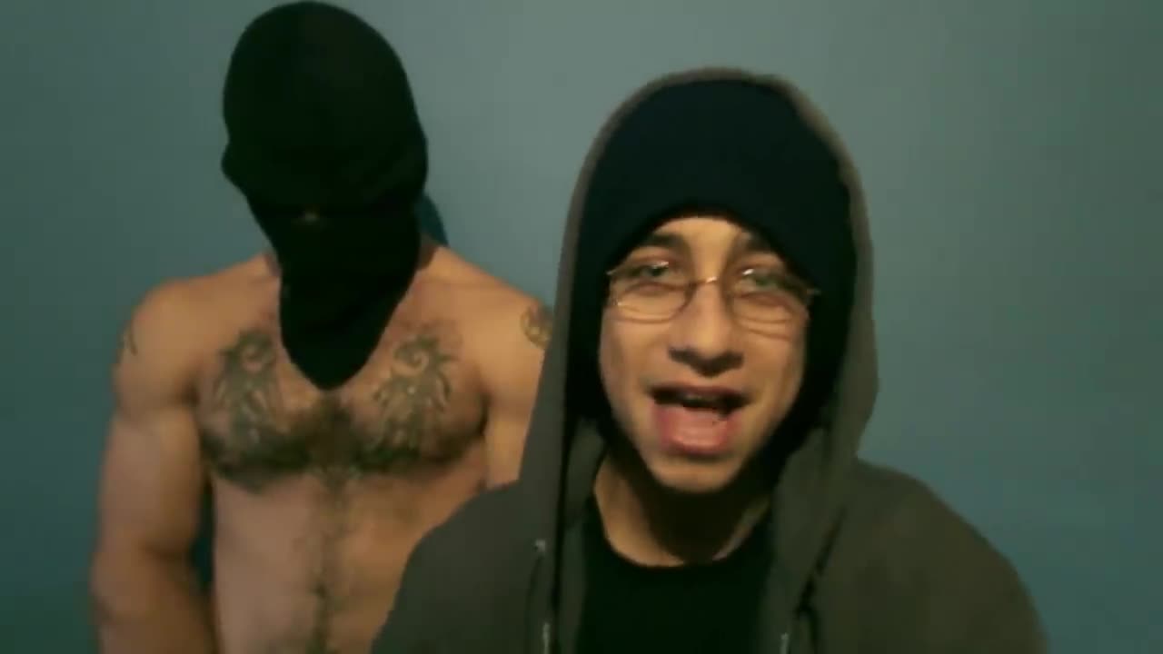 mikros nikolas - tha gamithei o dias (2011) official video clip